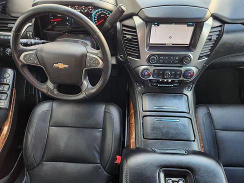 Used 2019 Chevrolet Suburban Premier RWD image 27