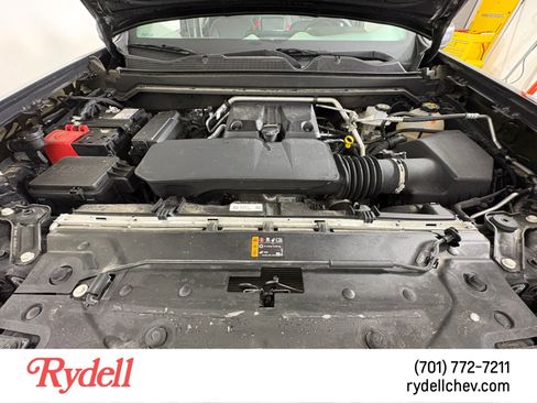 Used 2025 Chevrolet Colorado Z71 w/ Technology Package image 20