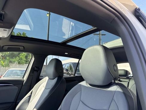 New 2026 Volkswagen Tiguan SE R-Line FWD image 13