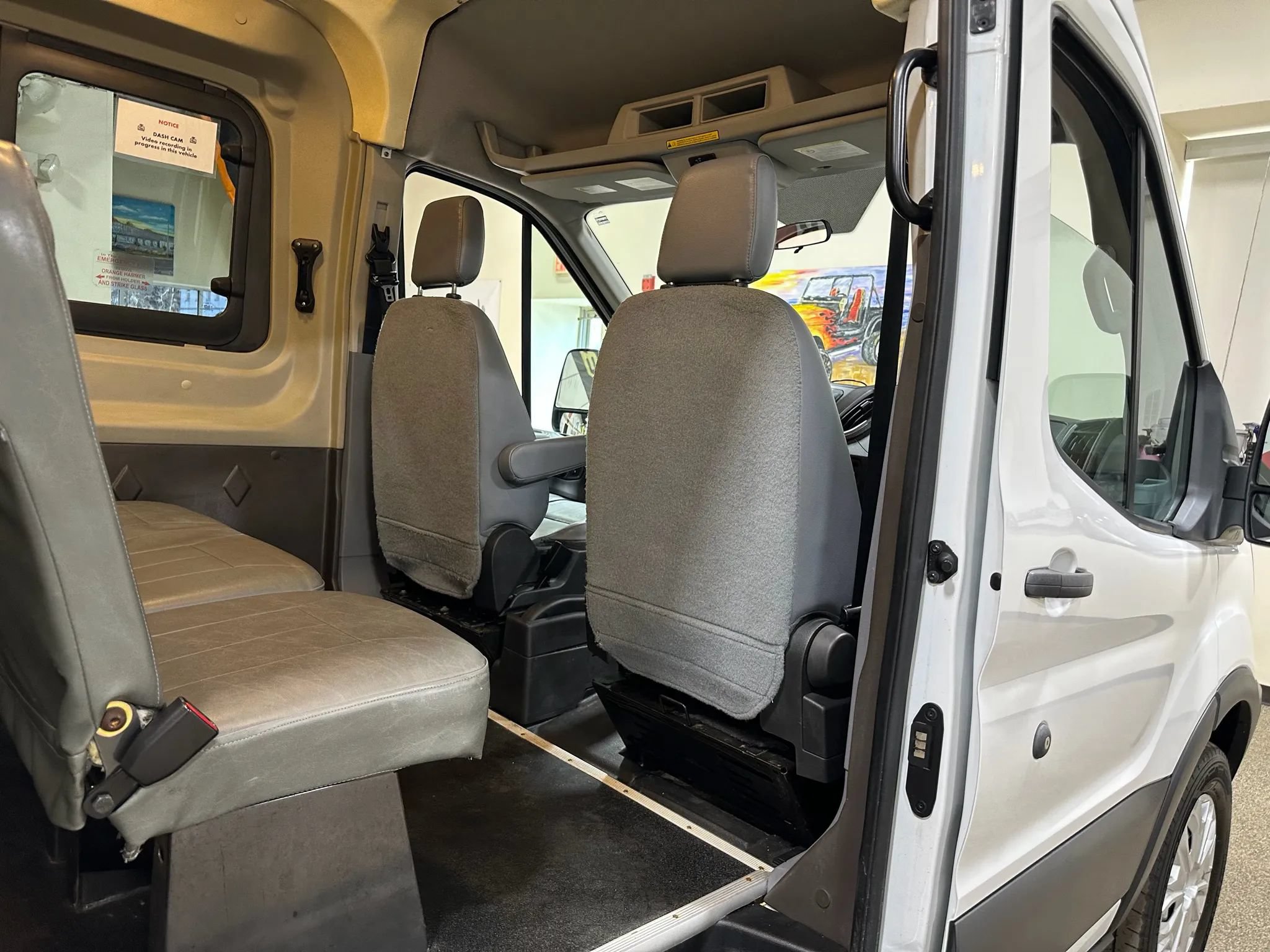 Used 2015 Ford Transit 250 148 Medium Roof RWD image 26
