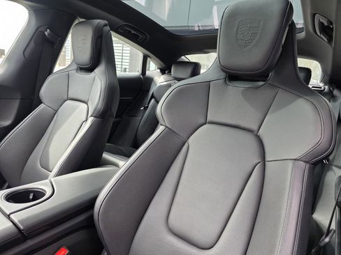 Certified 2025 Porsche Taycan RWD image 5