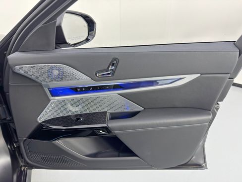 Used 2023 BMW i7 xDrive60 w/ Parking Assistance Package image 56