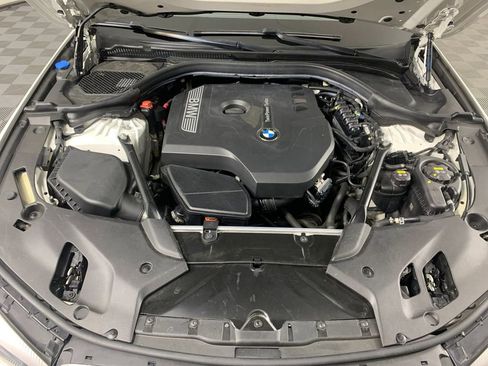 Used 2018 BMW 530i xDrive image 11