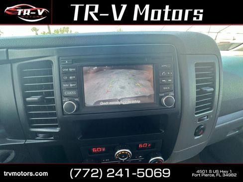 Used 2018 Nissan NV 3500 SL RWD image 21