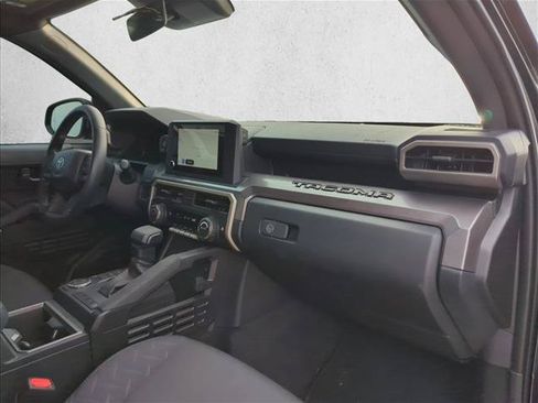 Used 2025 Toyota Tacoma SR5 RWD image 25