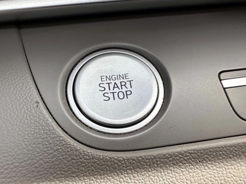 Used 2023 Hyundai Elantra SEL w/ Convenience Package FWD image 21