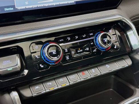 Used 2025 GMC Sierra 1500 Denali image 19