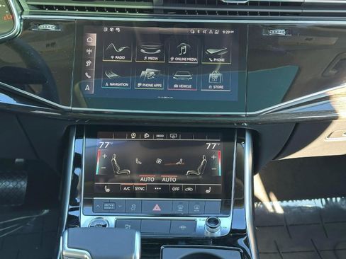 Certified 2025 Audi Q8 Premium w/ Convenience Package image 15