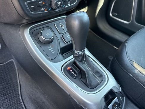 Used 2021 Jeep Compass 80th Special Edition w/ Sun and Sound Group image 9