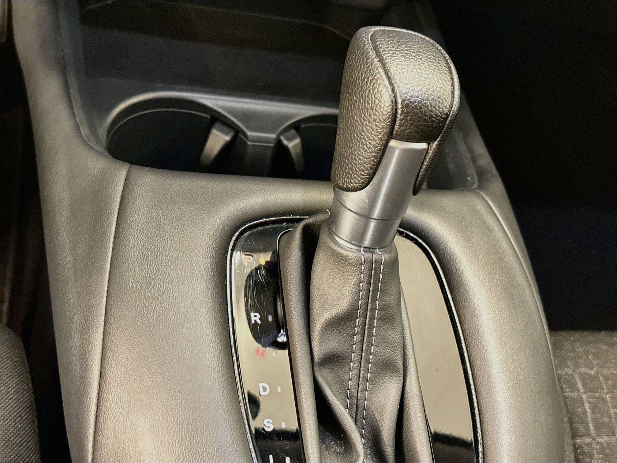 Used 2025 Honda HR-V LX image 24