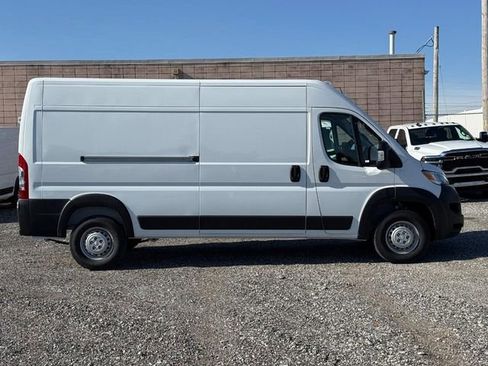 New 2026 RAM ProMaster 2500 w/ Cold Weather Group FWD image 2