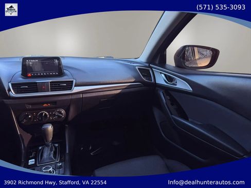 Used 2017 MAZDA MAZDA3 Sport FWD image 26