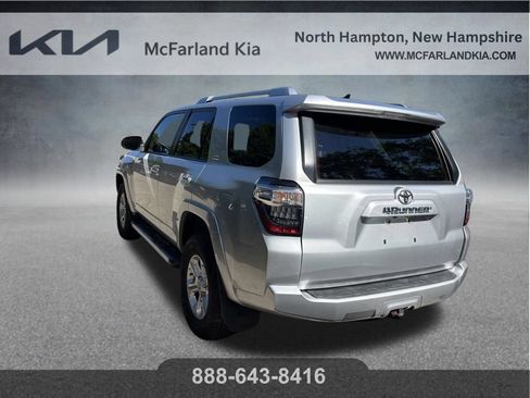 Used 2015 Toyota 4Runner SR5 Premium AWD/4WD image 5