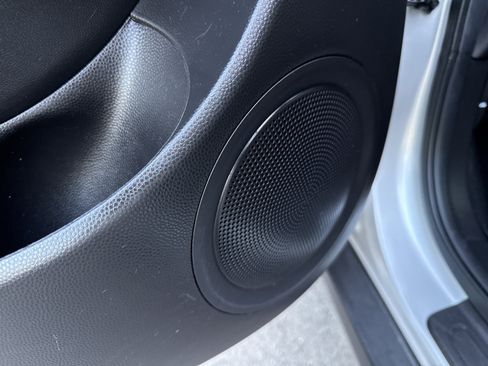 Used 2018 Kia Soul image 29