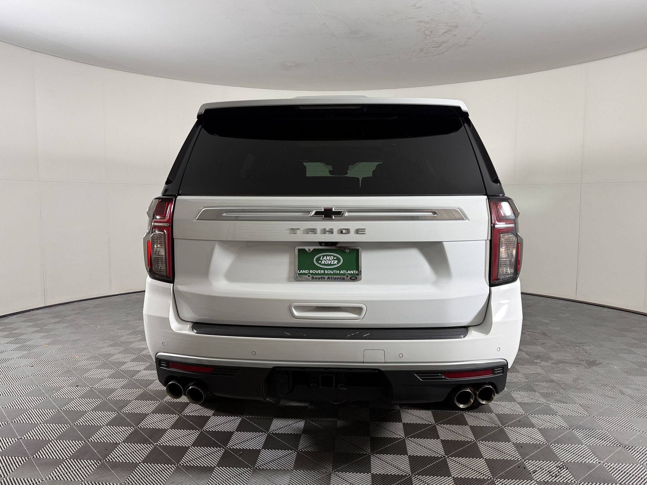 Used 2023 Chevrolet Tahoe High Country w/ Advanced Technology Package AWD/4WD image 10