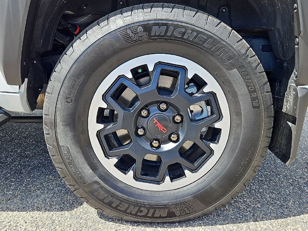 Used 2025 Toyota 4Runner TRD Off-Road Premium w/ Tow Technology Package AWD/4WD image 8