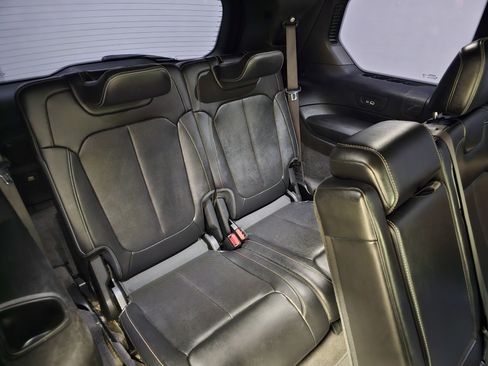 Used 2021 Jeep Grand Cherokee L Overland image 17