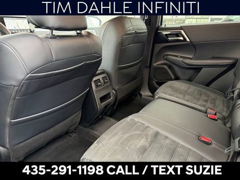 Used 2024 Mitsubishi Outlander SE image 11