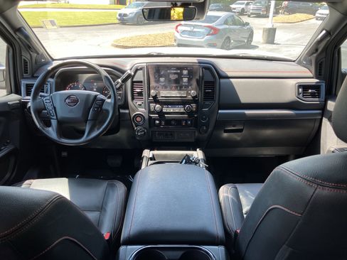 Used 2023 Nissan Titan PRO-4X w/ Pro-4x Convenience Package AWD/4WD image 29