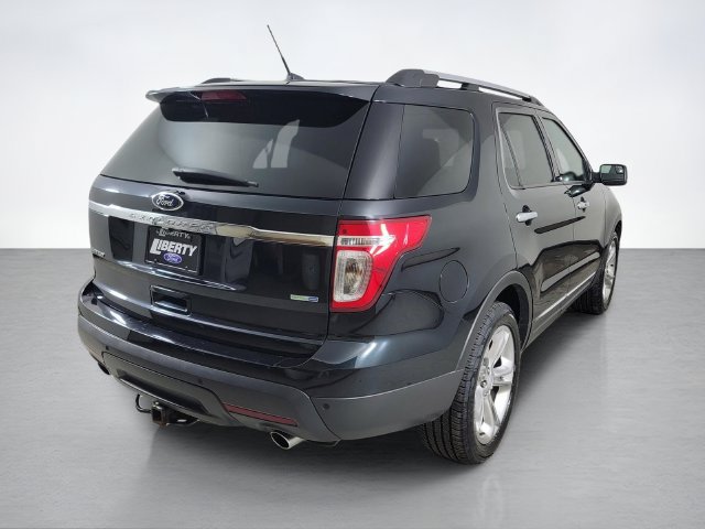 Used 2014 Ford Explorer Limited w/ Equipment Group 301A AWD/4WD image 3