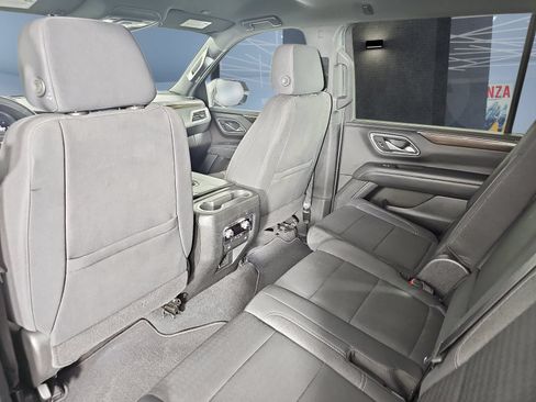 Used 2022 GMC Yukon XL SLE w/ Gmc Pro Safety Plus Package AWD/4WD image 15