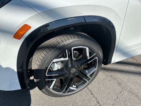 New 2026 Volkswagen Tiguan SEL R-Line image 2