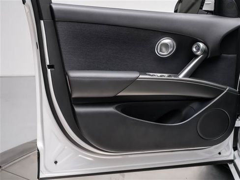 New 2026 Genesis GV60 AWD image 27