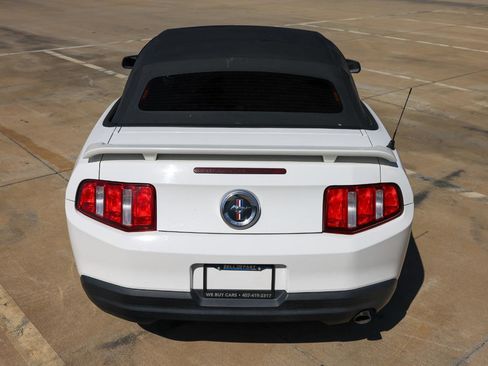 Used 2010 Ford Mustang V6 CONVERTIBLE 2DR COUPE image 8