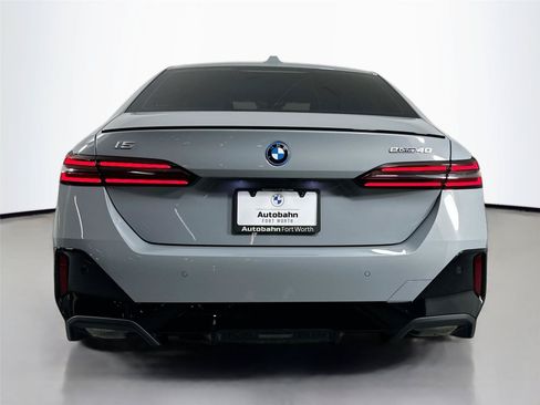 New 2026 BMW i5 eDrive40 w/ M Sport Package RWD image 11