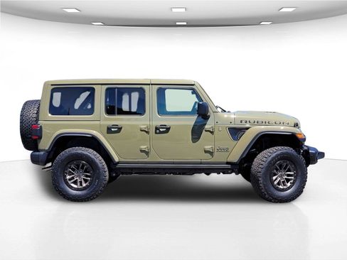 Used 2025 Jeep Wrangler Unlimited Rubicon 392 AWD/4WD image 6