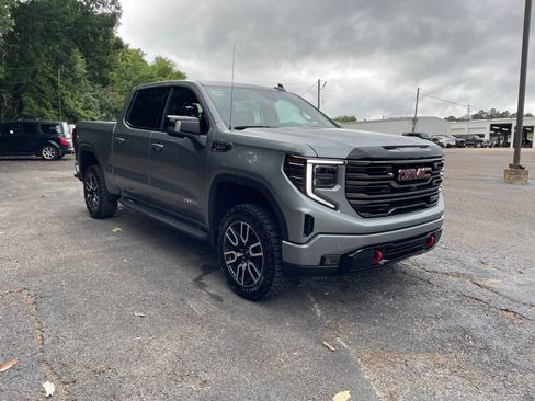 Used 2026 GMC Sierra 1500 AT4 w/ AT4 Premium Package AWD/4WD image 7