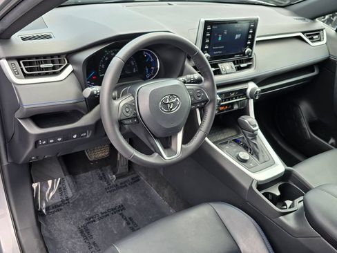 Used 2021 Toyota RAV4 XSE w/ XSE Grade Weather Package AWD/4WD image 12