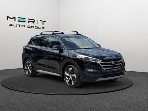 Used 2018 Hyundai Tucson Value FWD image 1