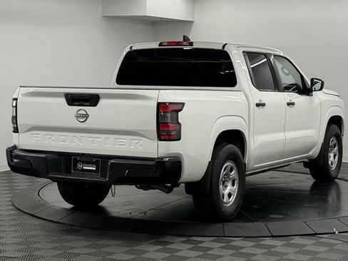 Used 2022 Nissan Frontier S w/ Technology Package image 6
