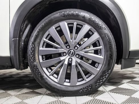 Used 2023 Nissan Pathfinder SL w/ SL Premium Package FWD image 41