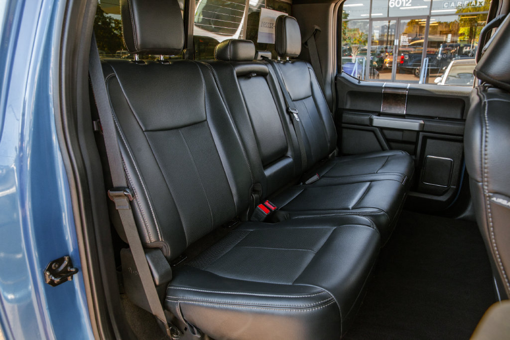 Used 2022 Ford F250 Lariat w/ Lariat Ultimate Package AWD/4WD image 12