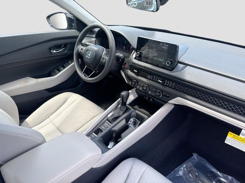 New 2025 Honda Accord SE image 23