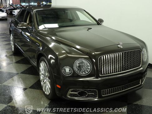 Used 2020 Bentley Mulsanne RWD image 15