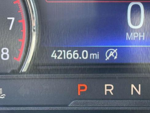 Used 2021 Ford Explorer XLT w/ Equipment Group 202A image 17