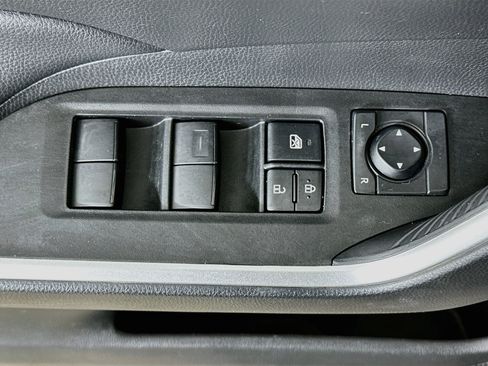 Used 2025 Toyota RAV4 LE FWD image 15