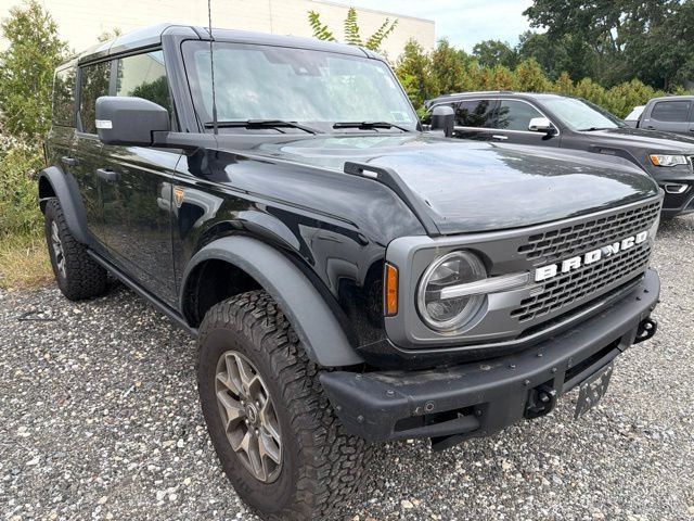 Used 2025 Ford Bronco Badlands AWD/4WD image 4