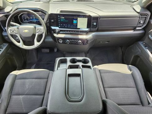 Used 2023 Chevrolet Silverado 1500 LT w/ Protection Package AWD/4WD image 16