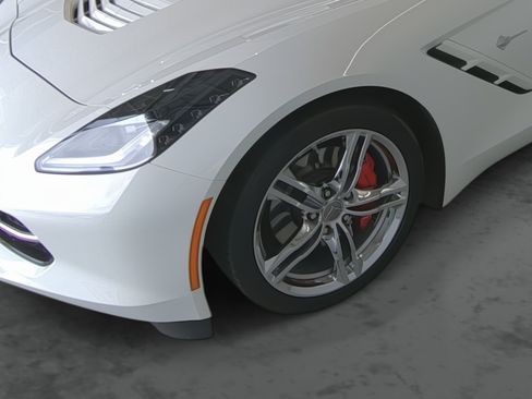 Used 2016 Chevrolet Corvette Stingray Coupe w/ 2LT Preferred Equipment Group RWD image 7