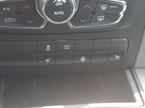 Used 2021 RAM 1500 Express w/ Wheel & Sound Group AWD/4WD image 29