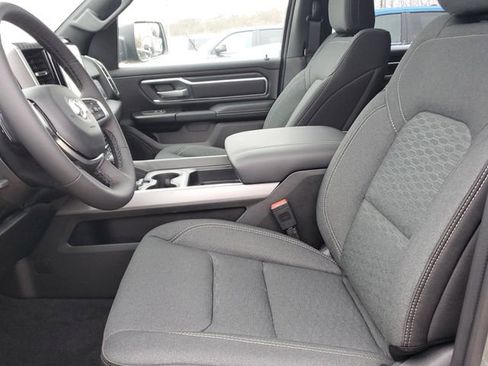 New 2026 RAM 1500 4x4 Crew Cab image 14