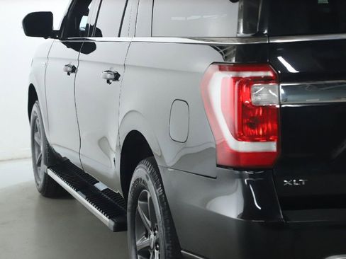 Used 2020 Ford Expedition Max XLT w/ Equipment Group 202A image 45