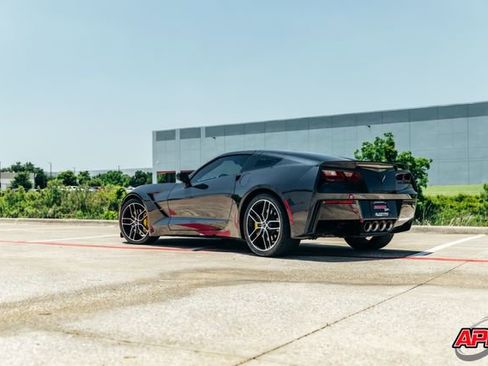 Used 2015 Chevrolet Corvette Stingray Coupe w/ 3LT Preferred Equipment Group RWD image 23