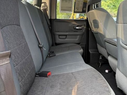 Used 2019 RAM 1500 Classic SLT image 26