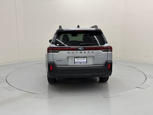 Used 2026 Subaru Outback Premium AWD/4WD image 4