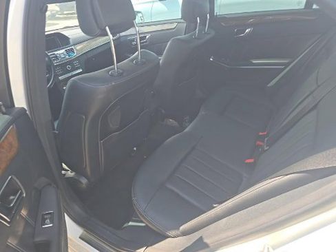 Used 2016 Mercedes-Benz E 400 Sedan image 5